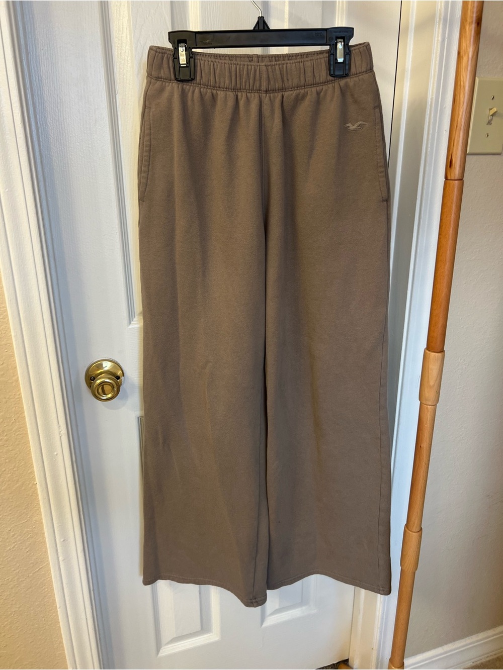 Hollister Wide-Leg Brown Lounge Pants